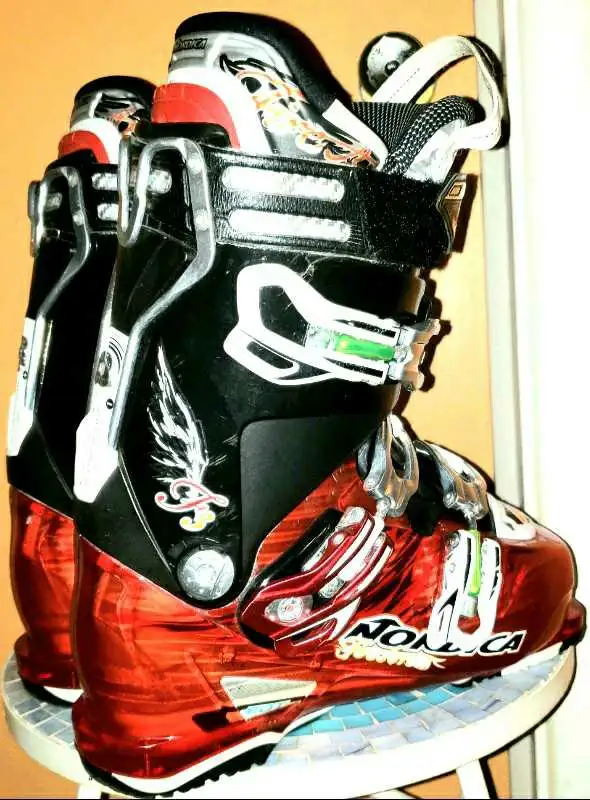Bottes de skis Nordica FIREARROW F3 taille 25.5 USA 7-7.5 in Ski in City of Montréal - Image 6