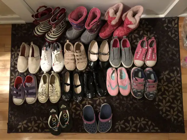 Lot de souliers pour filles in Kids & Youth in City of Montréal - Image 7