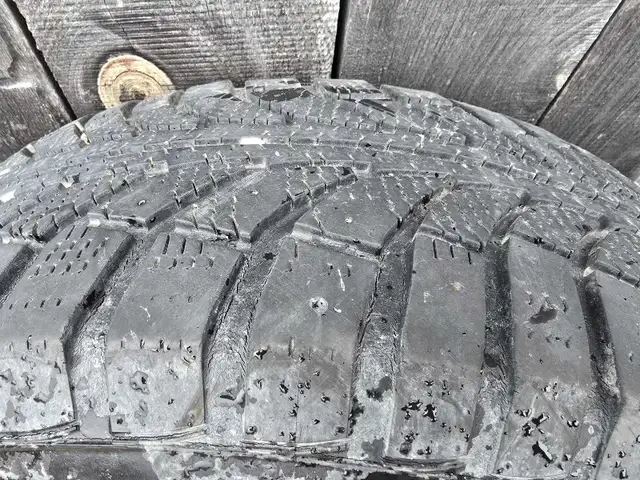 18" steel winter rims in Tires & Rims in Renfrew - Image 5