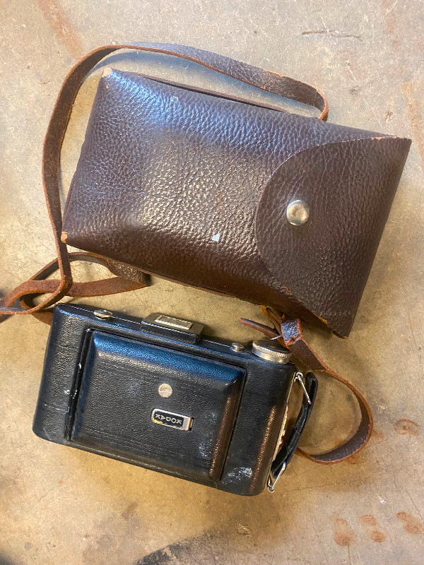 Antique Cameras in Cameras & Camcorders in Renfrew - Image 4