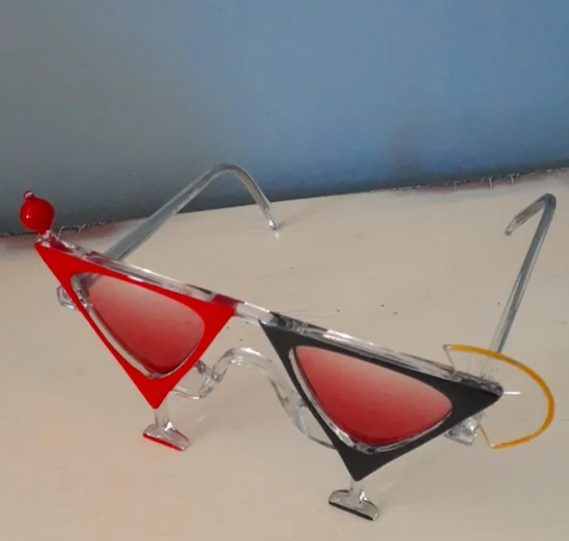 Vintage Dr. Peepers Novelty Cocktails Martinis sunglasses in Costumes in Markham / York Region - Image 3