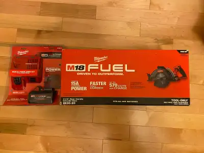 Milwaukee M18 FUEL Cordless 7-1/4” Circular Saw, Battery&Charger, View more