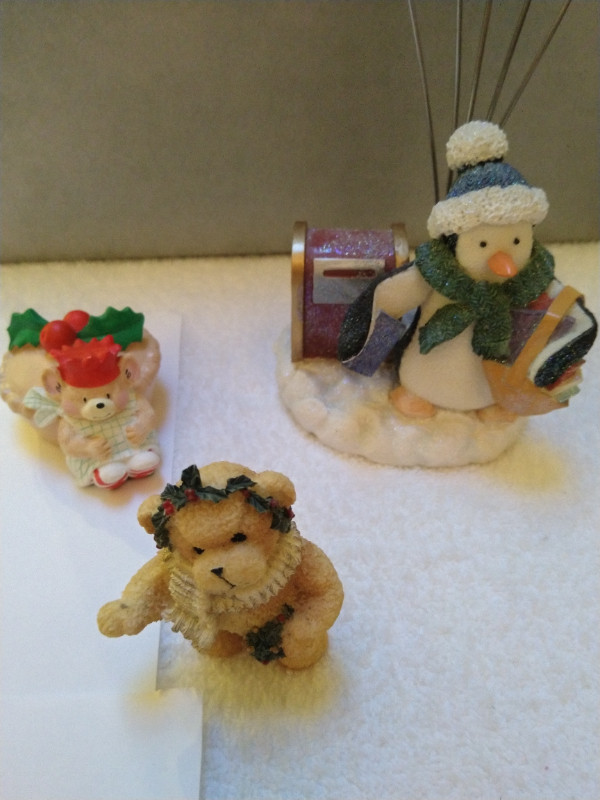 Christmas decorations- 3 assorted Vintage figurines in Holiday, Event & Seasonal in Oakville / Halton Region - Image 4