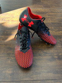 Under Armour Soccer Cleats - Size 10.5
