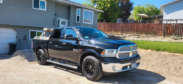 Mint condition 2017 Dodge eco diesel Lariat in Cars & Trucks in Vernon