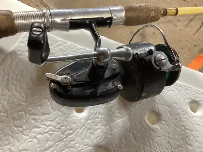 Old vintage Garcia Mitchel fishing open face reel, works !