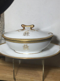 ANTIQUE LIMOGES GRAVY BOAT WITH COVER CORONET FRANCE