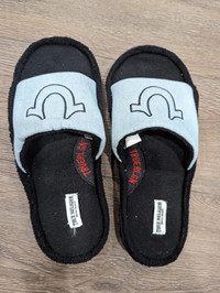 NEW Men's True Religion Sliders Slippers Size Large 11-12