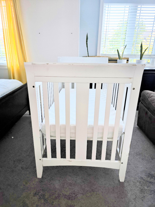 Baby to toddler crib in Cribs in Guelph - Image 2