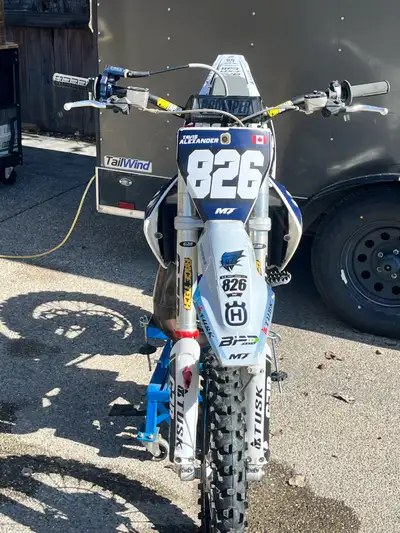 0 hrs full rebuild by LRX Bottom end and Top end CJR suspension front and rear Race tech gold valves...