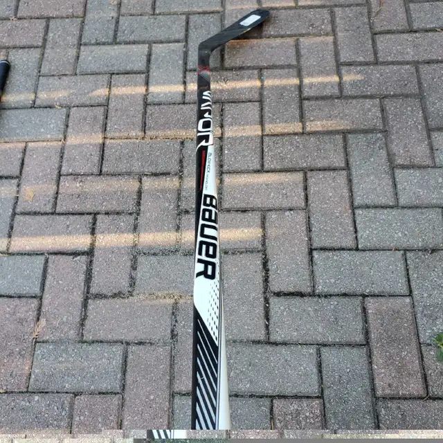 New JR. BAUER VAPOR Composite Hockey Stick  in Hockey in Barrie - Image 8