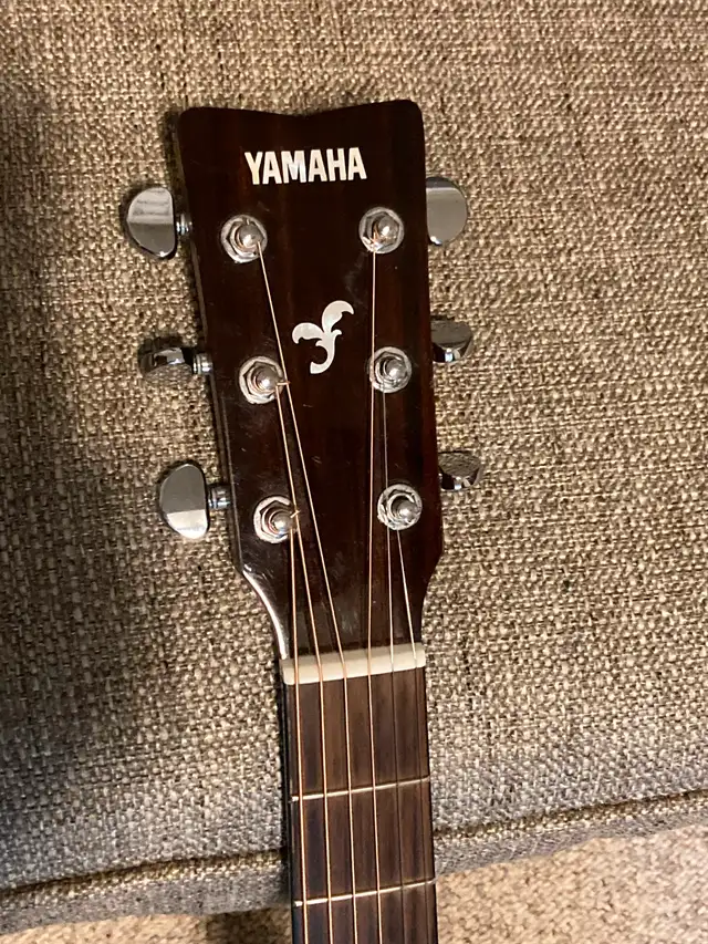 Yamaha Acoustic Electric Guitar in Guitars in Edmonton - Image 5