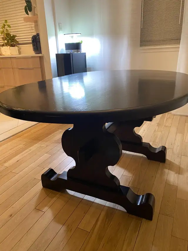 SOLID WOOD PINE TABLE in Dining Tables & Sets in Mississauga / Peel Region - Image 6