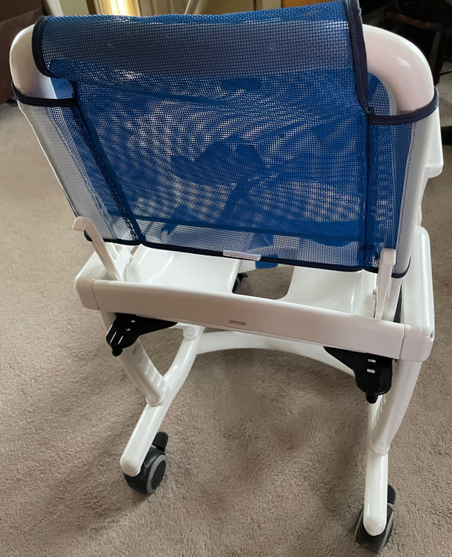 Portable commode /bath and shower chair. in Health & Special Needs in Cole Harbour - Image 2