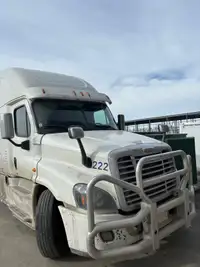 2018 Freightliner Cascadia DD15
