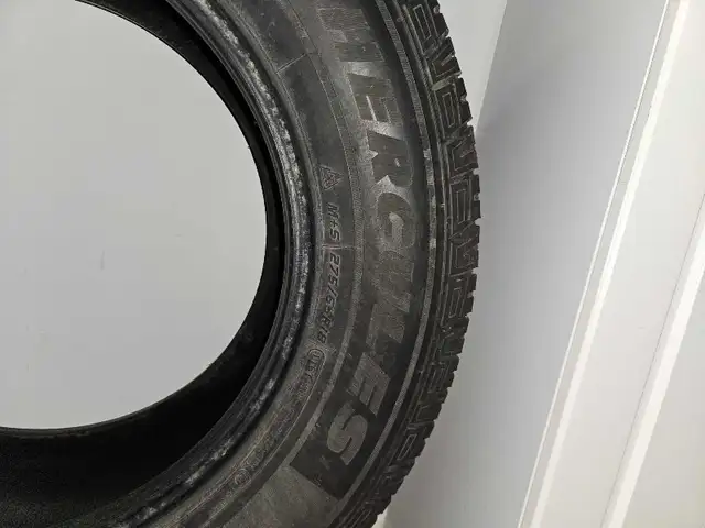 4 X pneus d'hiver 275/65R18 in Tires & Rims in Laurentides - Image 4