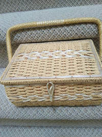 Vintage Sewing Basket, Satin lined.