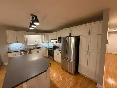 4 bedroom 1.5 bathroom split entry home located in Lincoln Heights, between Fredericton and Oromocto...