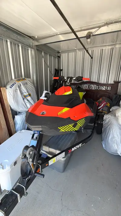 Selling this 2020 Sea-doo, including trailer. I bought it new in 2020. Very low hrs (37hrs), used fe...