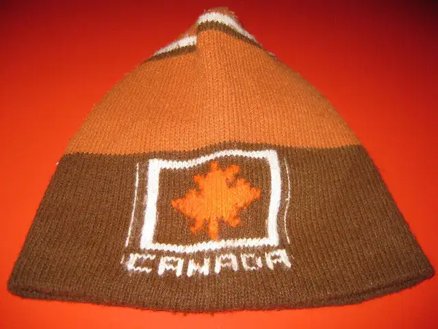 VÊTEMENTS POUR GARÇONS - TUQUES - MITAINES - FOULARDS in Kids & Youth in Laval / North Shore - Image 7