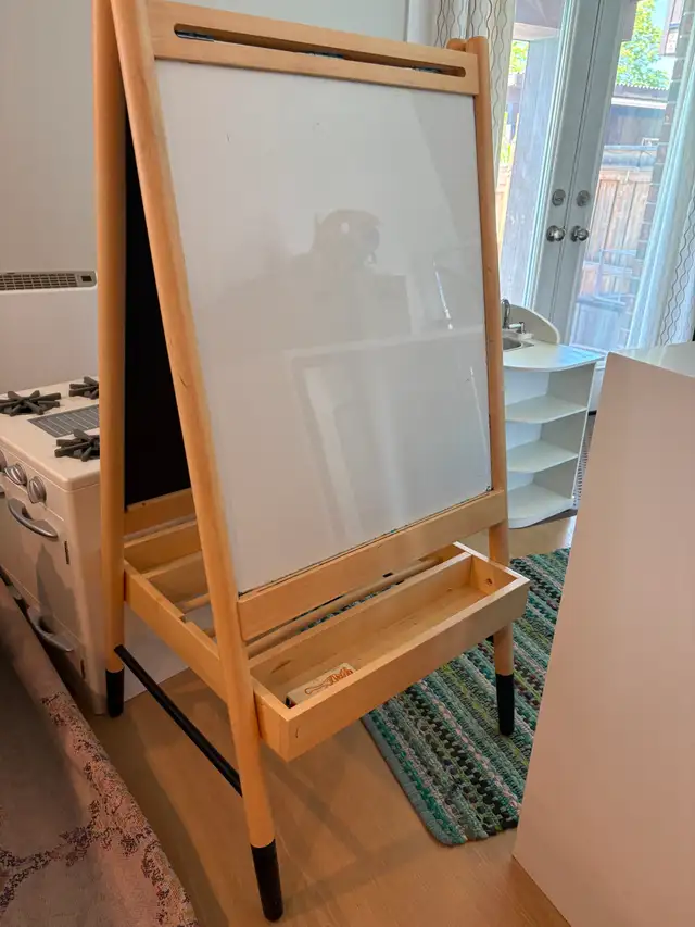 CRATE & BARREL KIDS Wooden Kids Art Easel FOR SALE