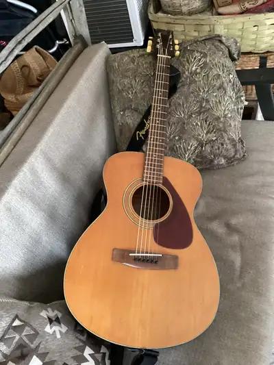 Yamaha white label acoustic 6 string in good condition , plays well , sounds great. Best offer over...