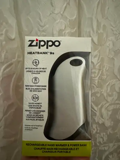 CHAUFFE-MAINS RECHARGEABLE ET CHARGEUR PORTABLE ZIPPO HEATBANK, View more
