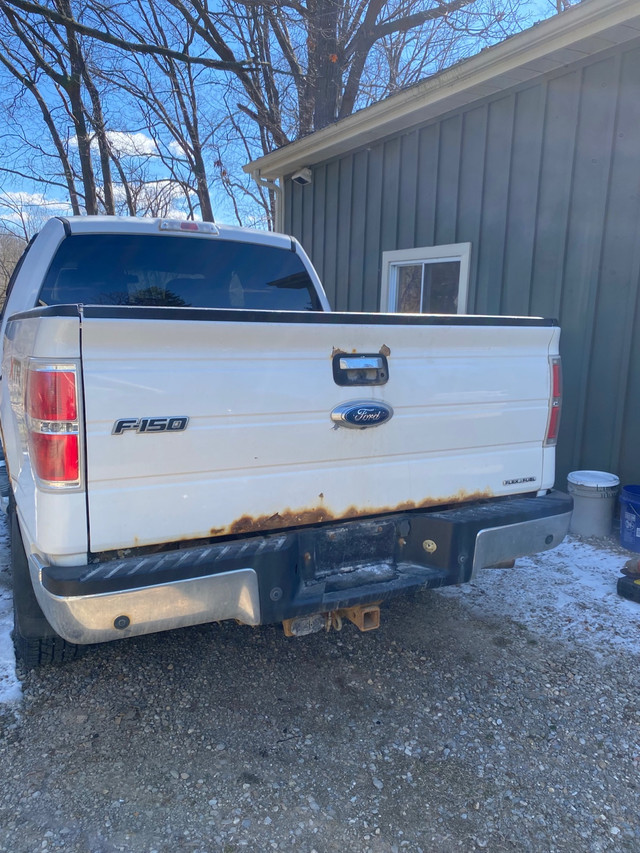 ford f150 5.5 foot box  in Auto Body Parts in Brantford - Image 2