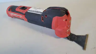 12v Milwaukee 252620 Oscillating Multi-tool (33010404), View more
