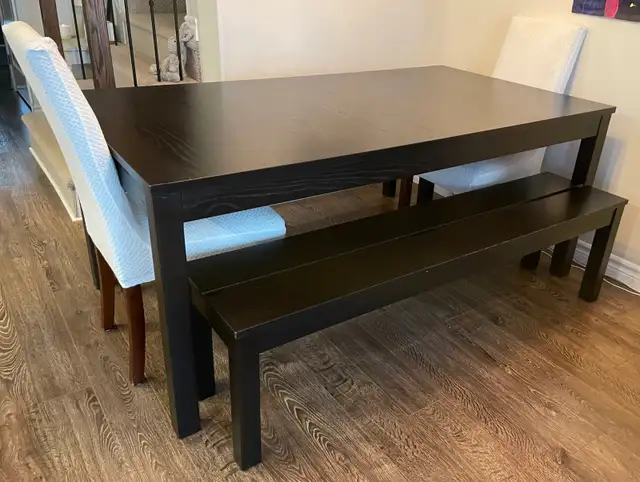 Dining table in Dining Tables & Sets in Kingston - Image 3
