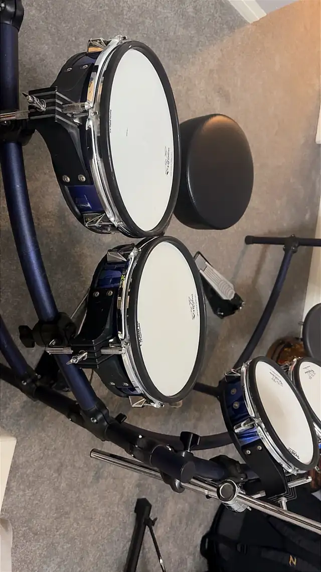 roland td 10 in Drums & Percussion in Oshawa / Durham Region - Image 4