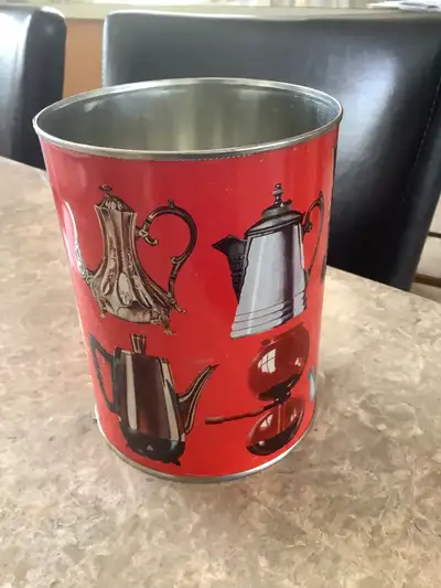 VINTAGE COLLECTIBLE COFFEE TIN, View more