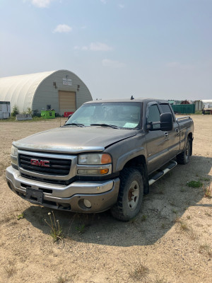 2006 GMC Sierra 2500 Ground effects