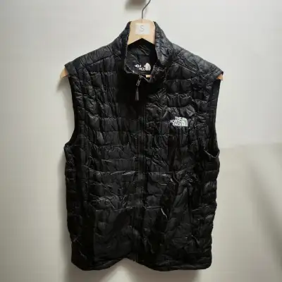 The North Face Thermoball Insulated Puffer Vest 【 MENS SMALL 】, View more