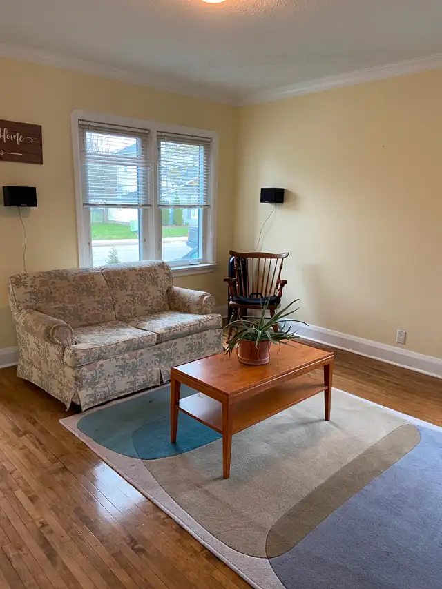 House Roommate wanted.63417674008195123