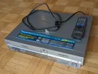 Panasonic VHS VCR & DVD-R combo player, w/ remote and manual