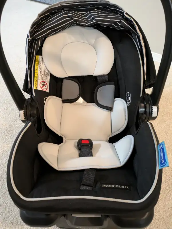 Graco SnugRide 35 Lite LX Infant Car Seat, 1.8-16 kg (4-35 lb) in Strollers, Carriers & Car Seats in Edmonton - Image 4