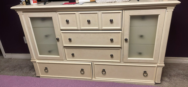 Large 11 drawer dresser in Dressers & Wardrobes in Oshawa / Durham Region