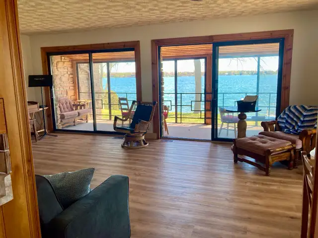 Waterfront Vacation Rental - Overlooking Sandbanks in Ontario in Canada - Image 5