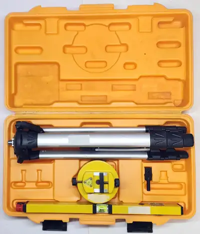 The Johnson 9100 40-0909 Tool Kit features a professional level, tripod, and carrying case, deliveri...