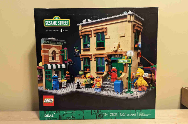 LEGO 21324  123 Sesame Street  in Toys & Games in Kitchener / Waterloo