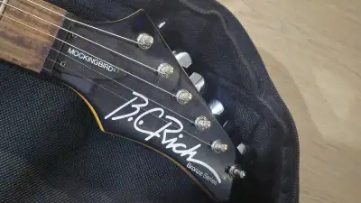 B.C Rich Mockingbird bronze series , View more