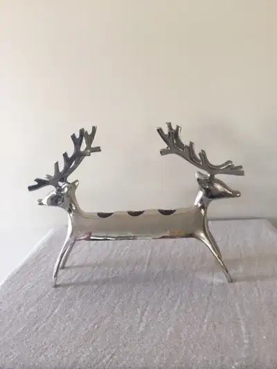 CHRISTMAS REINDEER SILVER COLOR METAL CANDLE HOLDER-, View more