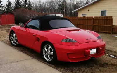 After market bumper skins, hood, seats and short shifter. This is the reason it's selling for so che...