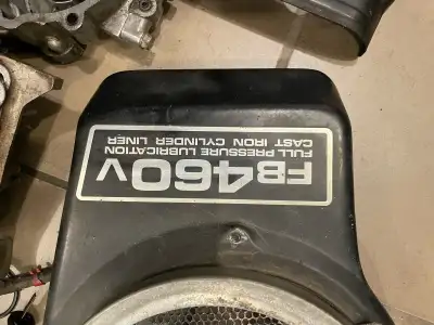 moteur Kawasaki fb460v pour pièces Au complet démarreur et carburateur inclus etait sur tracteur Joh...