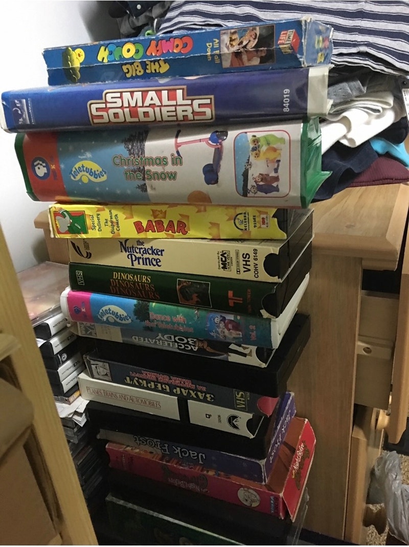 FREE kids VHS tapes/movies , TV series , 1 unopened Free Stuff