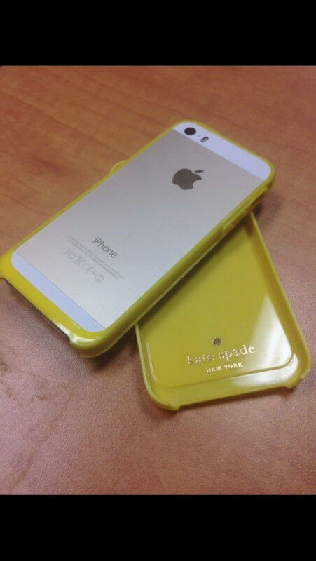 Kate Spade Pineapple iPhone 5s case in Cell Phone Accessories in Markham / York Region - Image 3