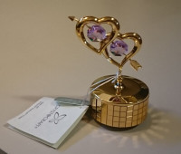 Crystocraft Twin Hearts Gold Music Box SwarovskiCrystal Elements