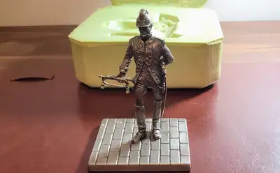 Fine pewter figurine from The Franklin Mint. From the 1976 series of The Fighting Men of the America...