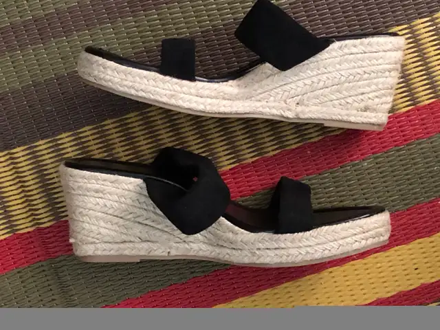  Women’s brand new black espadrille wedge sandals, size 39 in Women's - Shoes in City of Toronto - Image 3